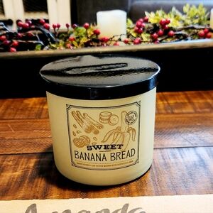 Goose Creek Sweet Banana Bread 3 wick candle